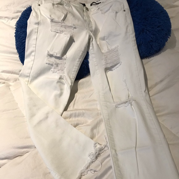 Women’s William Rast Tomboy Slim Jeans - Picture 7 of 7